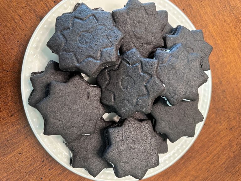 Homemade Hydrox Cookies